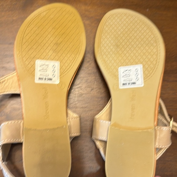 Vegan Leather Sandals NEW - Picture 5 of 5